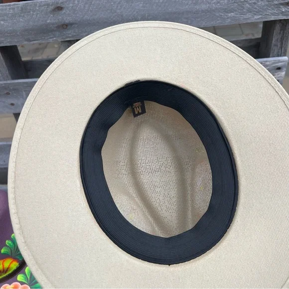 🆕 Hand-Painted Artisan Panama Hat Made in Mexico – Floral Design - Picture 6 of 6